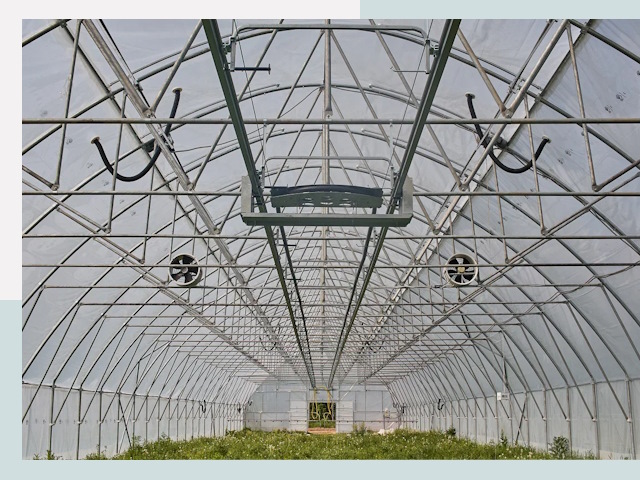 Строительство теплиц в Старой Руссе