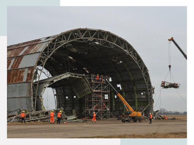Демонтаж ангаров в Старой Руссе