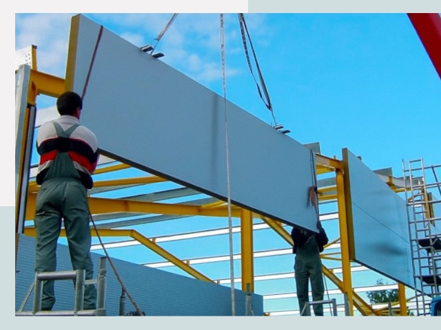 Монтаж сэндвич-панелей в Старой Руссе от 611 руб.